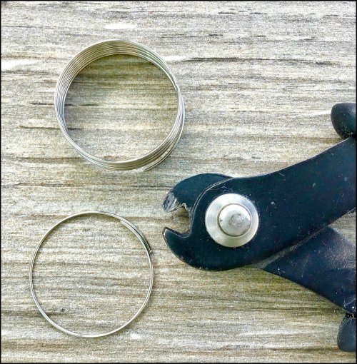 Kristal Wick's Memory Wire Wine Charms - , Hair Accessories, Zipper Pulls, Christmas Ornaments, Loops, Wire Loop, Wrapped Wire Loop, Cut slightly larger than one loop